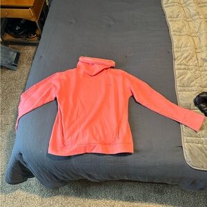 Women’s Under Armour sweatshirt